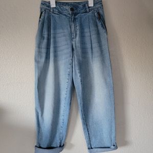 Michael Kors Angel Blue Wash Jeans Spring 2021 Size 2 BRAND NEW